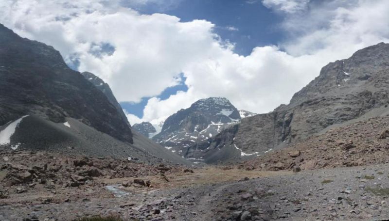 Archivo:Cerca Cascada La Paloma.jpg