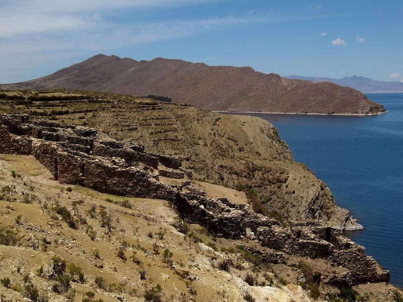 Archivo:Isla del sol (4).jpg