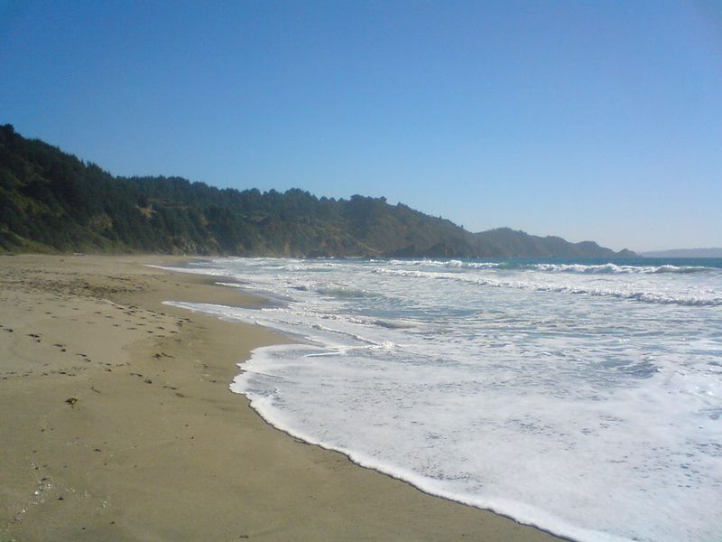 Archivo:Playas coliumo.jpg