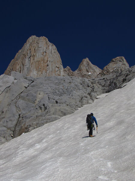 Archivo:Camino-a-primera-barrera.jpg