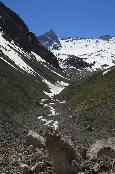 Archivo:Cruce de Río Paredones.jpg