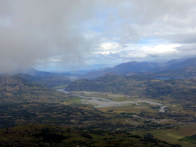 Archivo:Laguna cerro castillo (8).jpeg