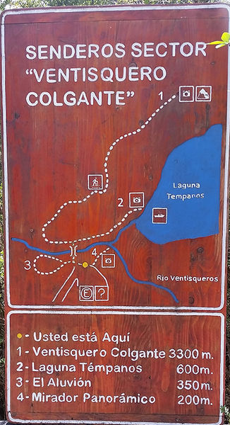 Archivo:Senderos Ventisquero Colgante.jpg