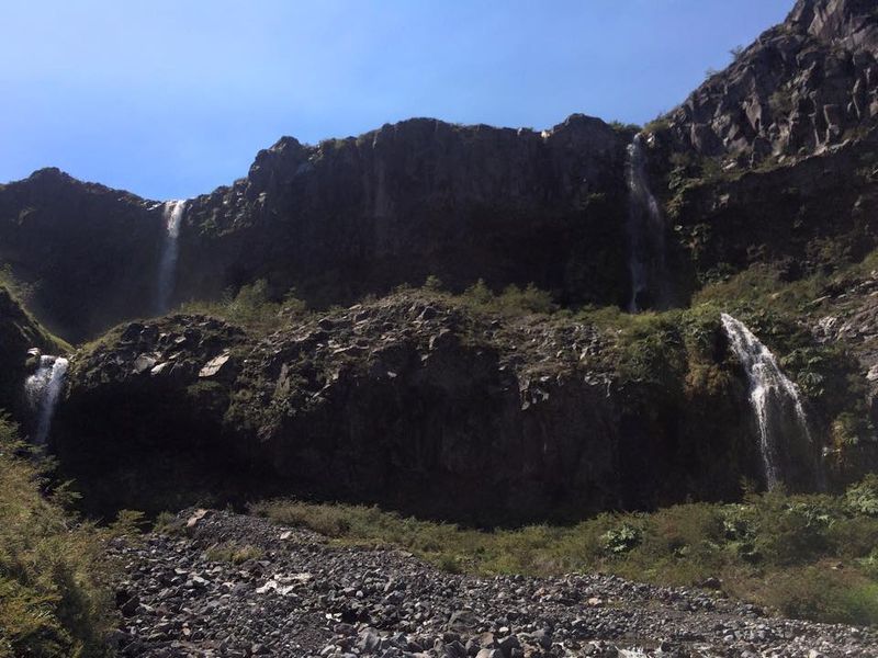Archivo:Colmillos-del-rio-blanco.jpg