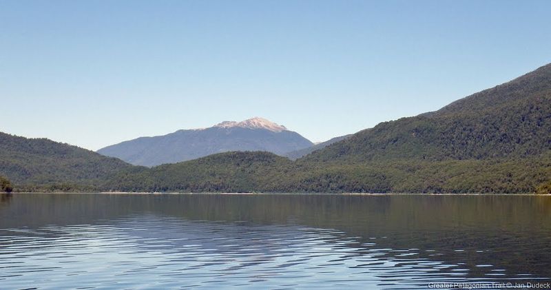 Archivo:GPT 12 Lago Pirihueico 119230403.jpg