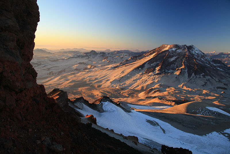 Archivo:Volcán Descabezado Grande (2).jpg