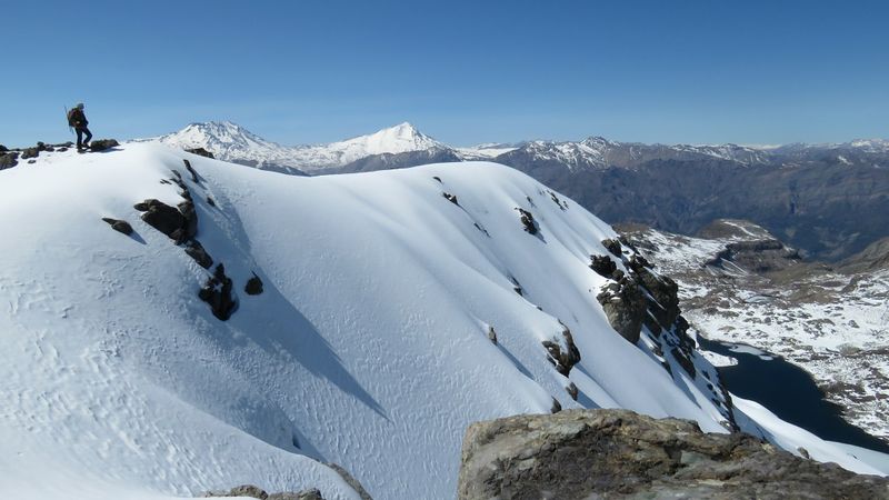 Archivo:Cumbre Peine RSD.jpg