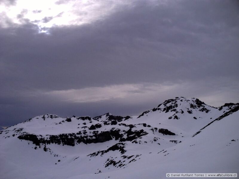 Archivo:Cerro Metales (3).jpg