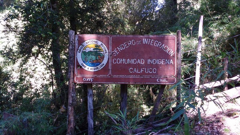 Archivo:Inicio sendero parras.jpg