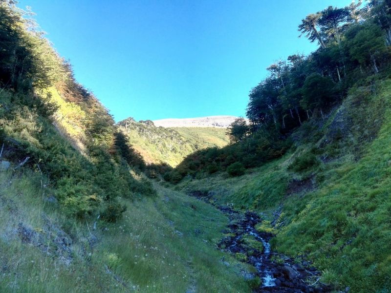 Archivo:Sollipulli sur.jpg