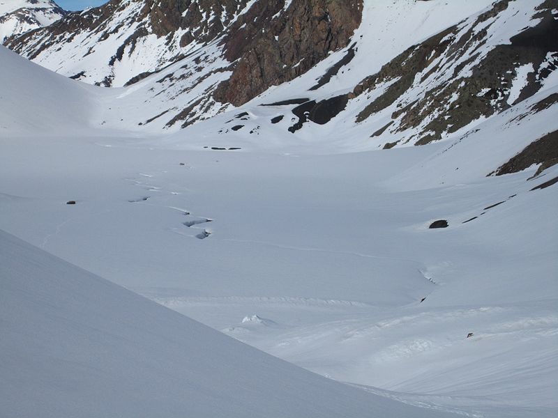 Archivo:LagunaHornitosCongelada.JPG