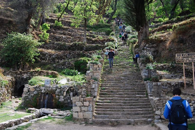 Archivo:Isla del sol (9).jpg