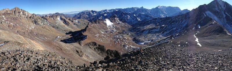 Archivo:Panoramica al lado chileno.JPG