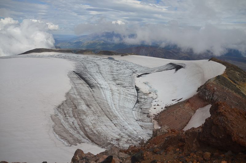 Archivo:Crater SE quetrupillan.jpg