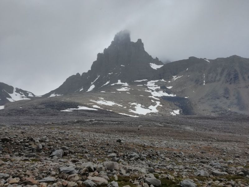 Archivo:Cerro puntudo (3).jpg