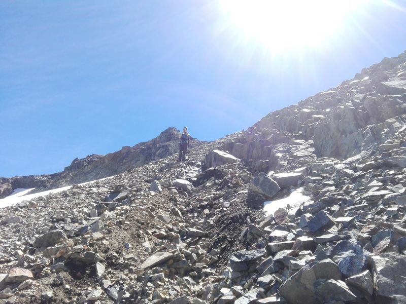 Archivo:Cerro montura (3).jpg