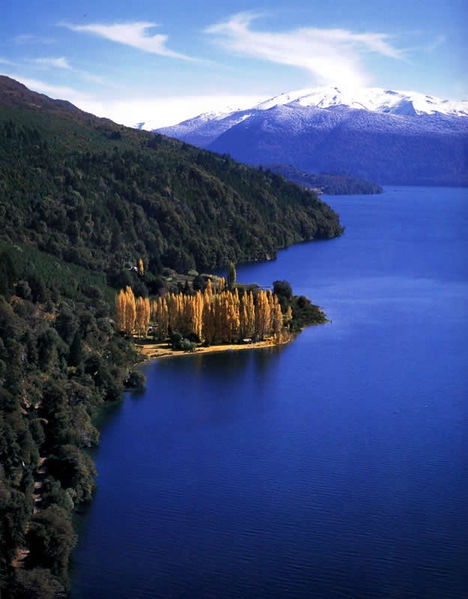 Archivo:LagoLolog.jpg