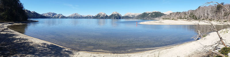 Archivo:Desague Lago COnstancia2.jpg