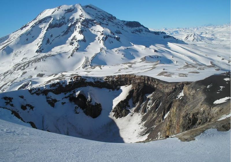 Archivo:Crater volcan quizapu.JPG
