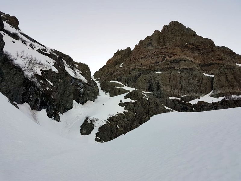Archivo:Cerro macizo central (2).jpeg